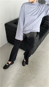 {{photo.Alt || photo.Description || 'Водолазка Turtleneck'}}