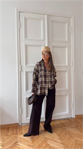 {{photo.Alt || photo.Description || 'Рубашка Choco'}}