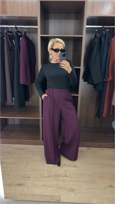 {{photo.Alt || photo.Description || 'Брюки ChicFlow'}}