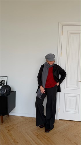 {{photo.Alt || photo.Description || 'Кепка Wool'}}