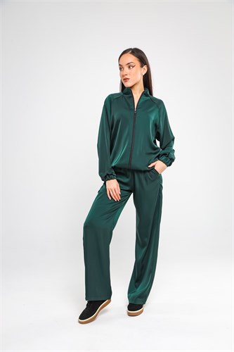 {{productViewItem.photos[photoViewList.activeNavIndex].Alt || productViewItem.photos[photoViewList.activeNavIndex].Description || 'Бомбер Callisto New'}}